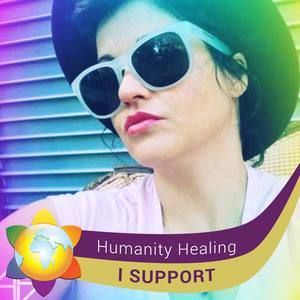 Meet your Posher, Lara